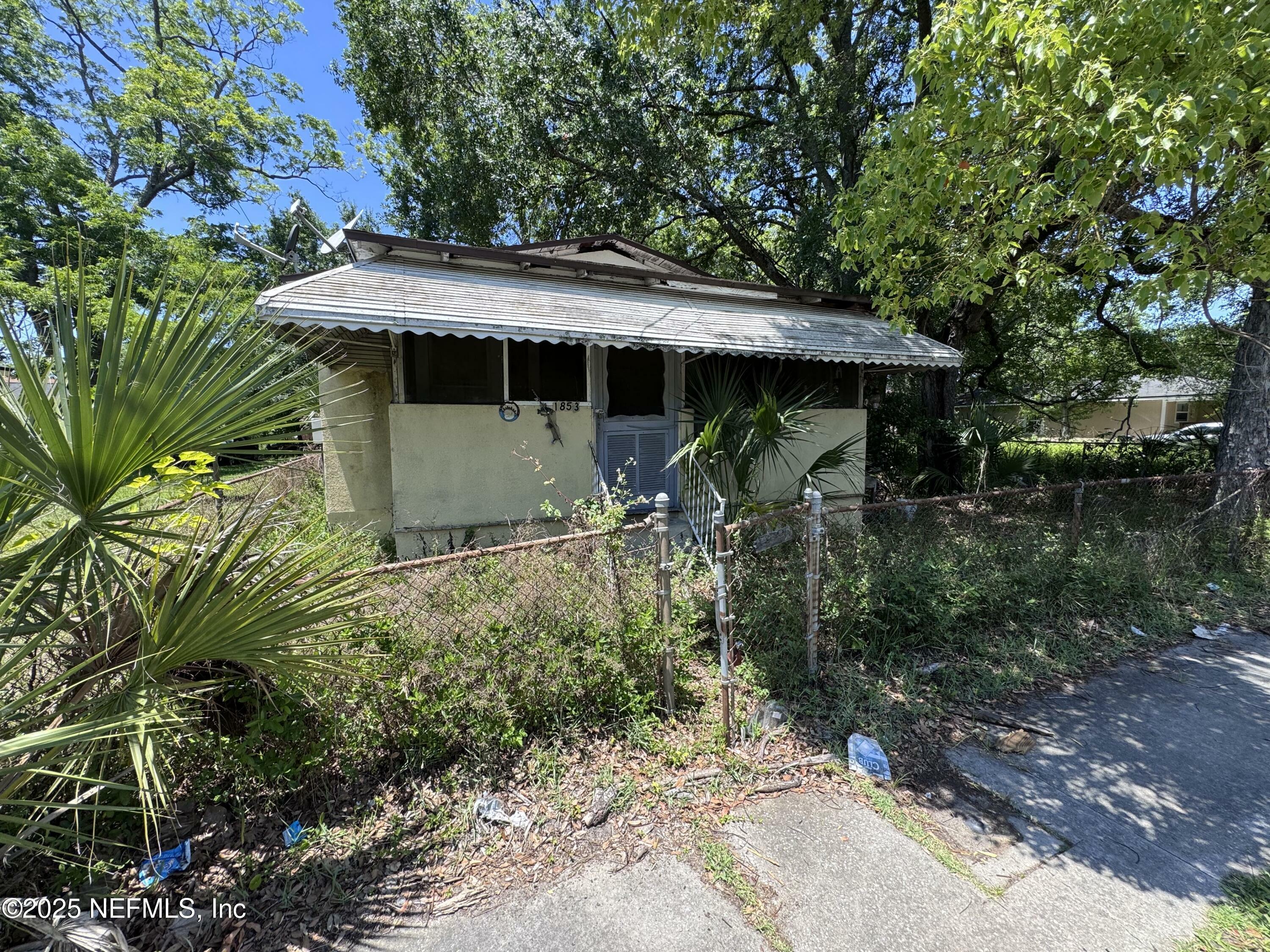 1853 Broadway Avenue  Jacksonville FL 32209 photo