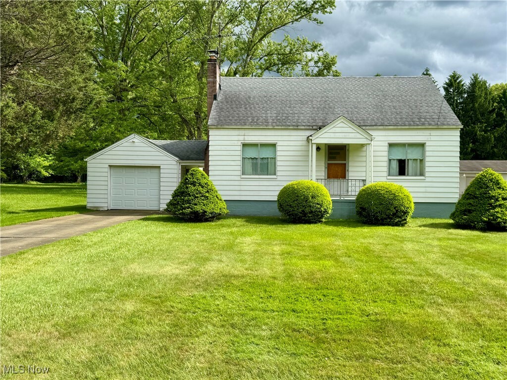 Property Photo: 4182 Smith Stewart Rd OH 44473