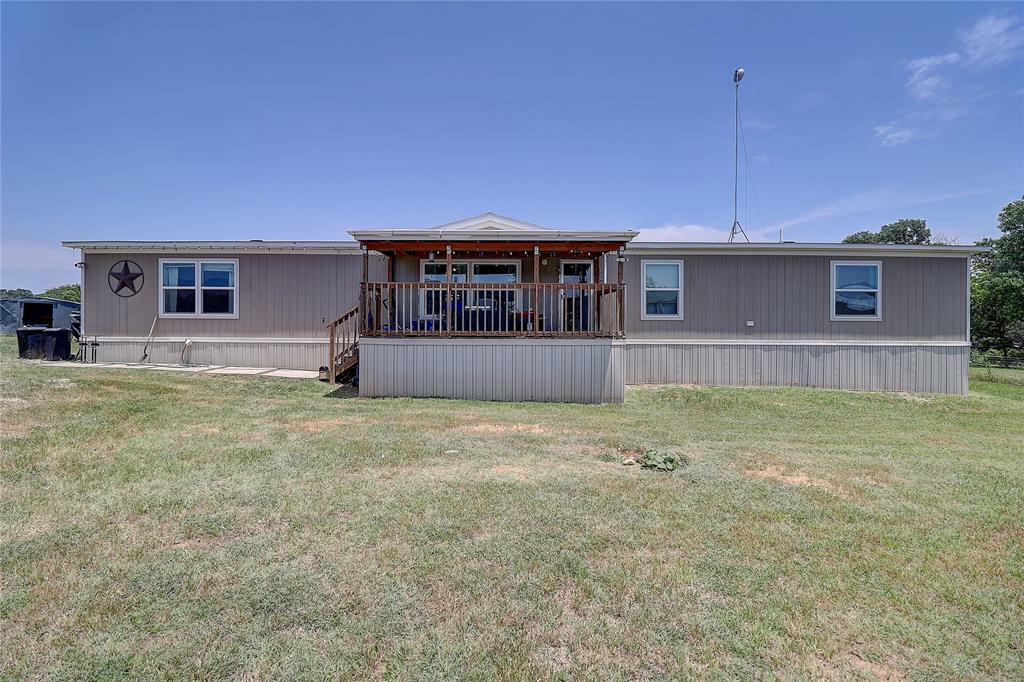 Property Photo:  199 Heien Court  TX 76023 