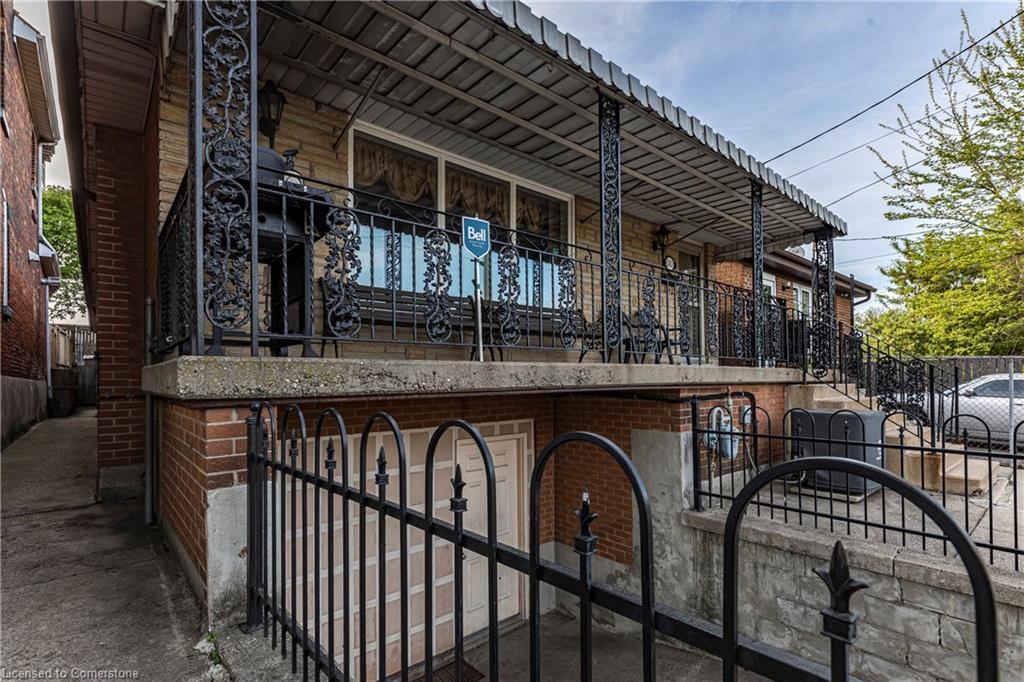Property Photo: 283 Macnab Street N ON L8L 1K5