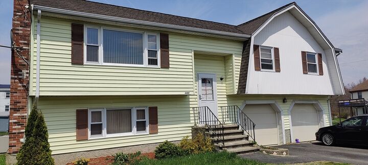 Property Photo:  107 Chestnut Circle  MA 02368 