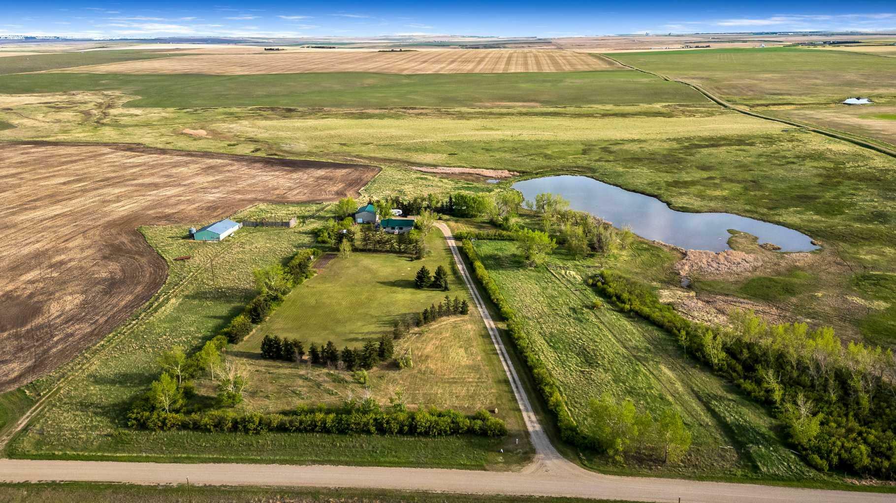 Photo de la propriété:  241065 Twp Road 182 Township E  AB T0L 2B0 