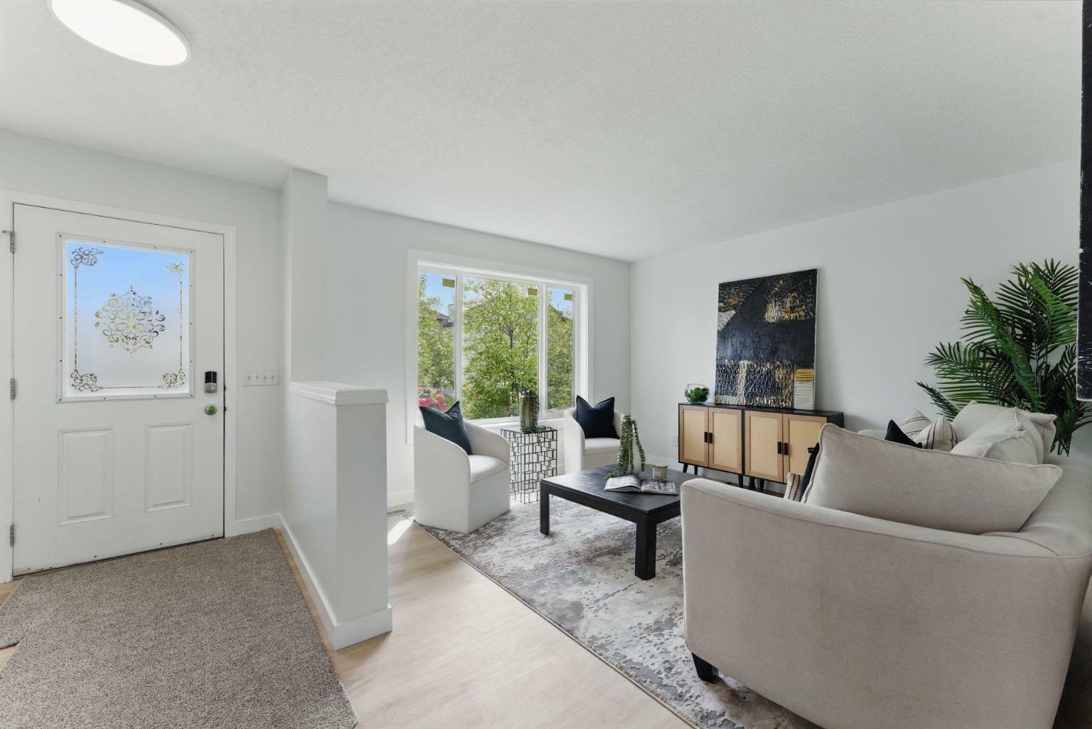 Property Photo:  100 Saddlebrook Common NE  AB T3J 0J6 