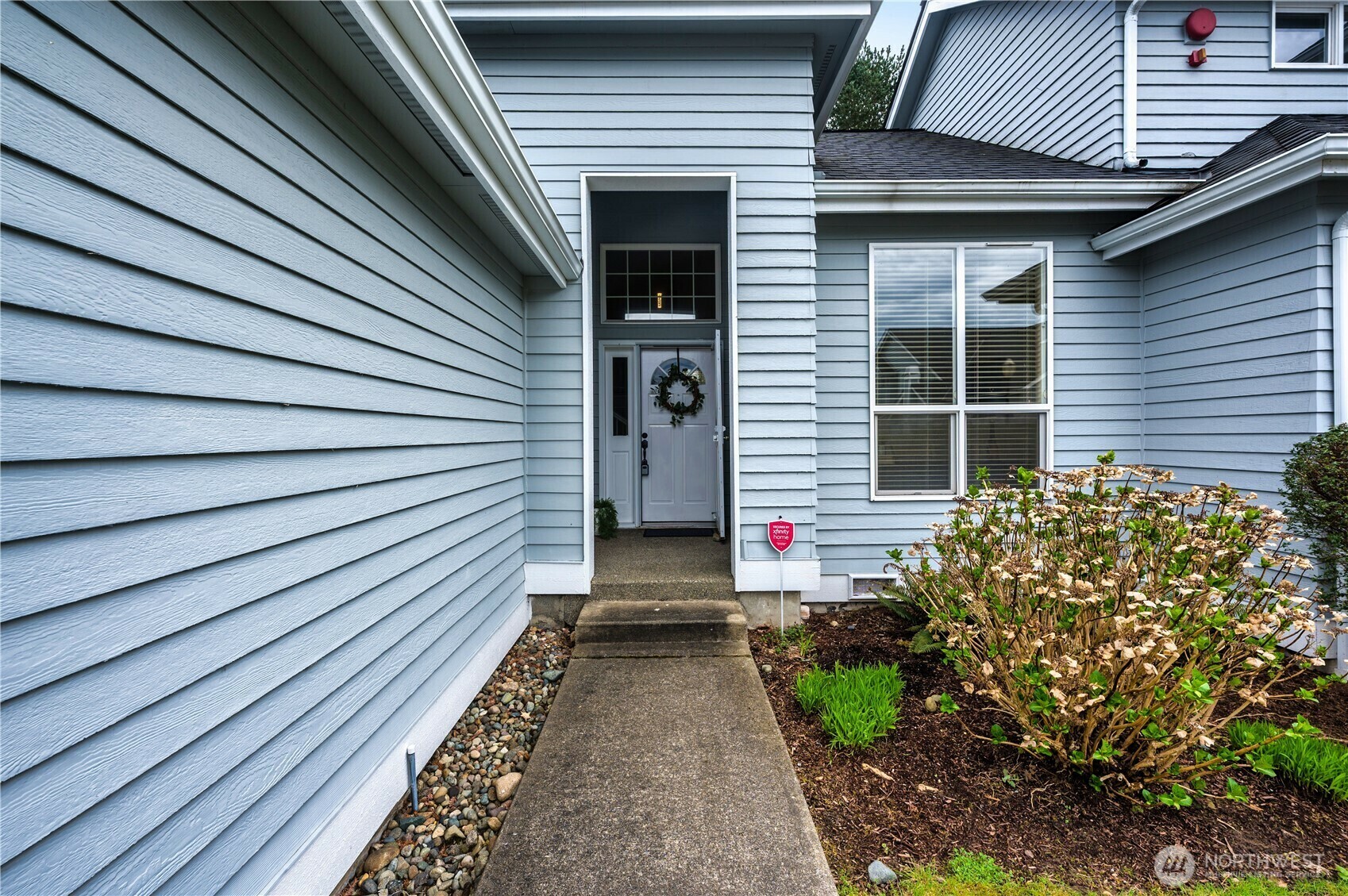 Property Photo: 31230 121st Lane SE B WA 98092