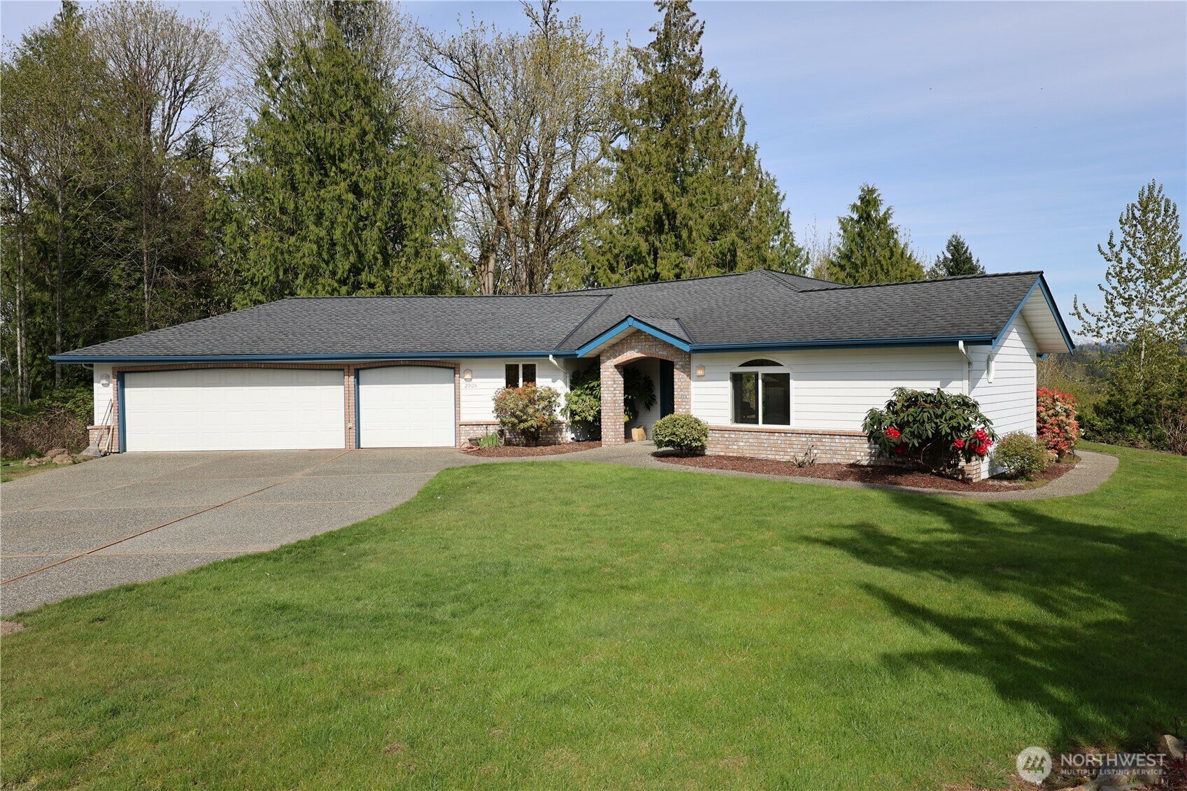 Property Photo: 2005 Stone Ridge Drive WA 98290