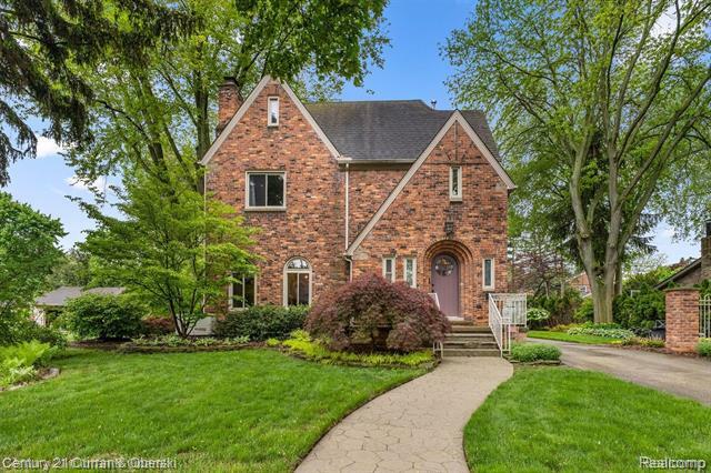21975 Wildwood Street  Dearborn MI 48128 photo