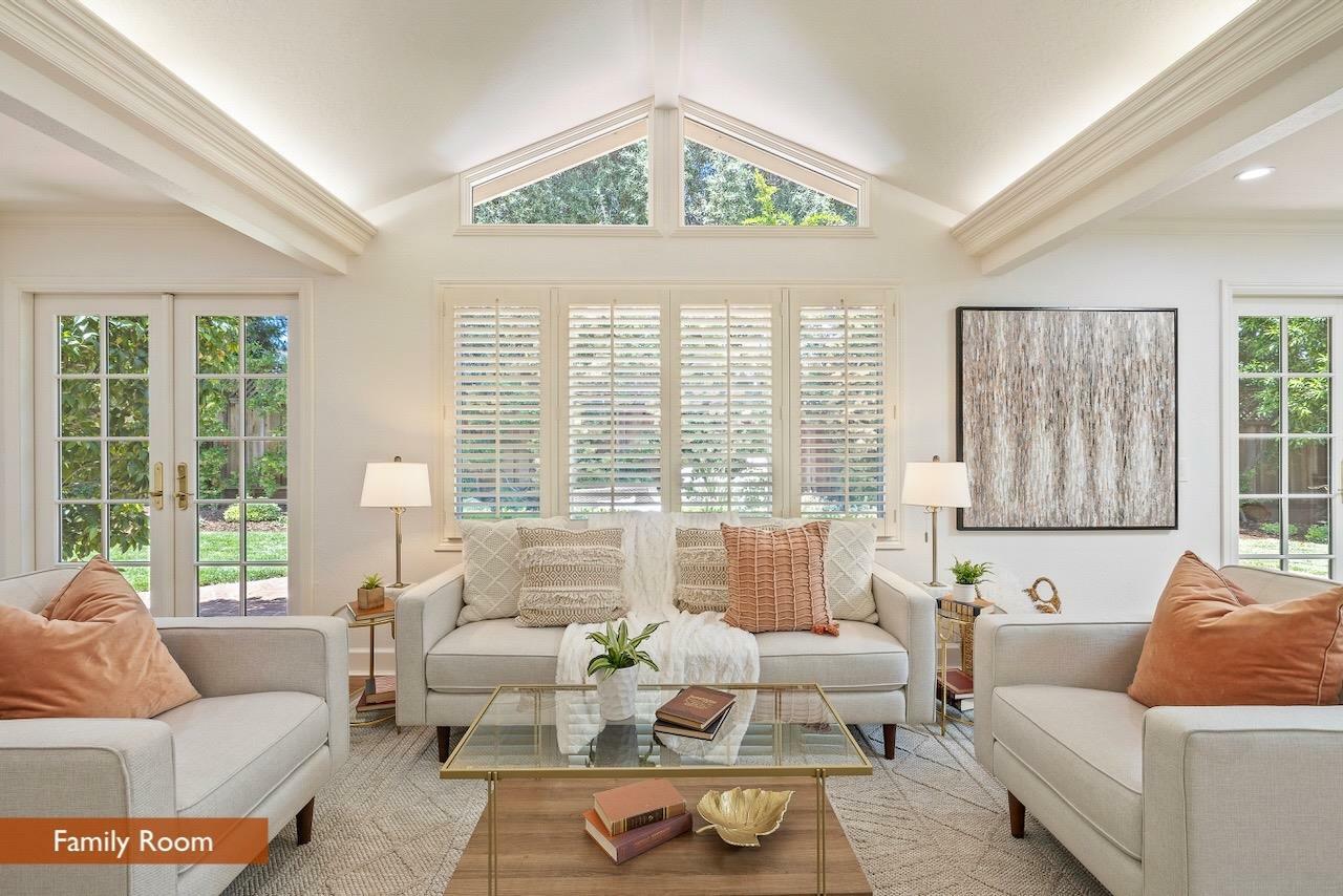 Property Photo: 1435 Highland View Court CA 94024