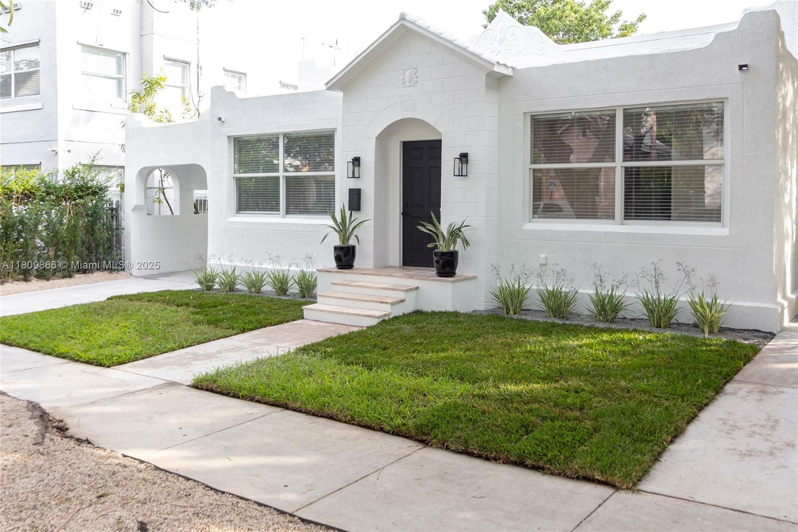 168 NE 47th St  Miami FL 33137 photo