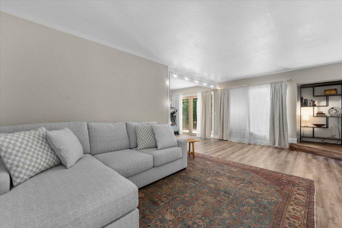 Property Photo: 1968 Bechelli Lane CA 96002