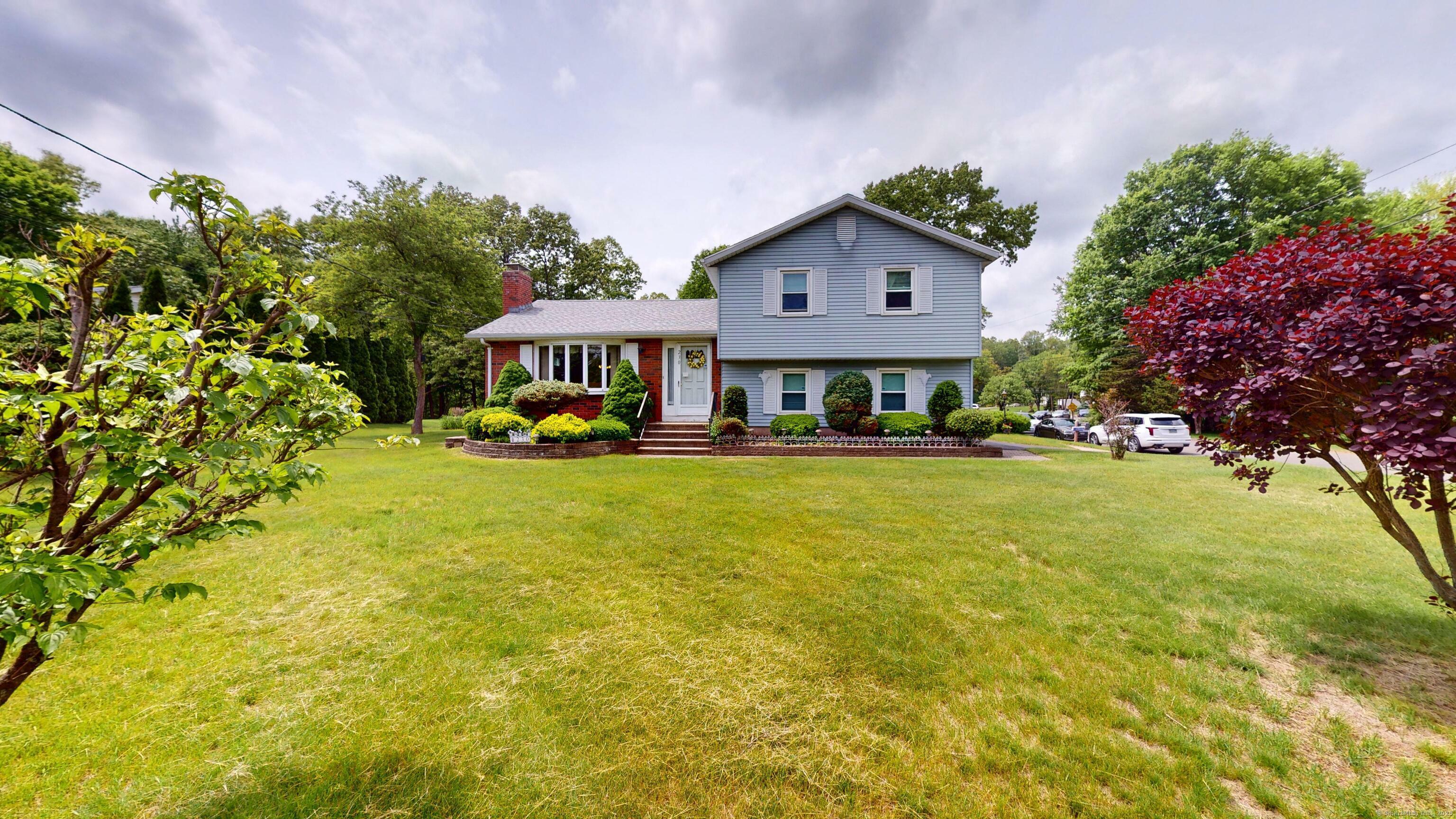 Property Photo: 230 Unionville Avenue CT 06062