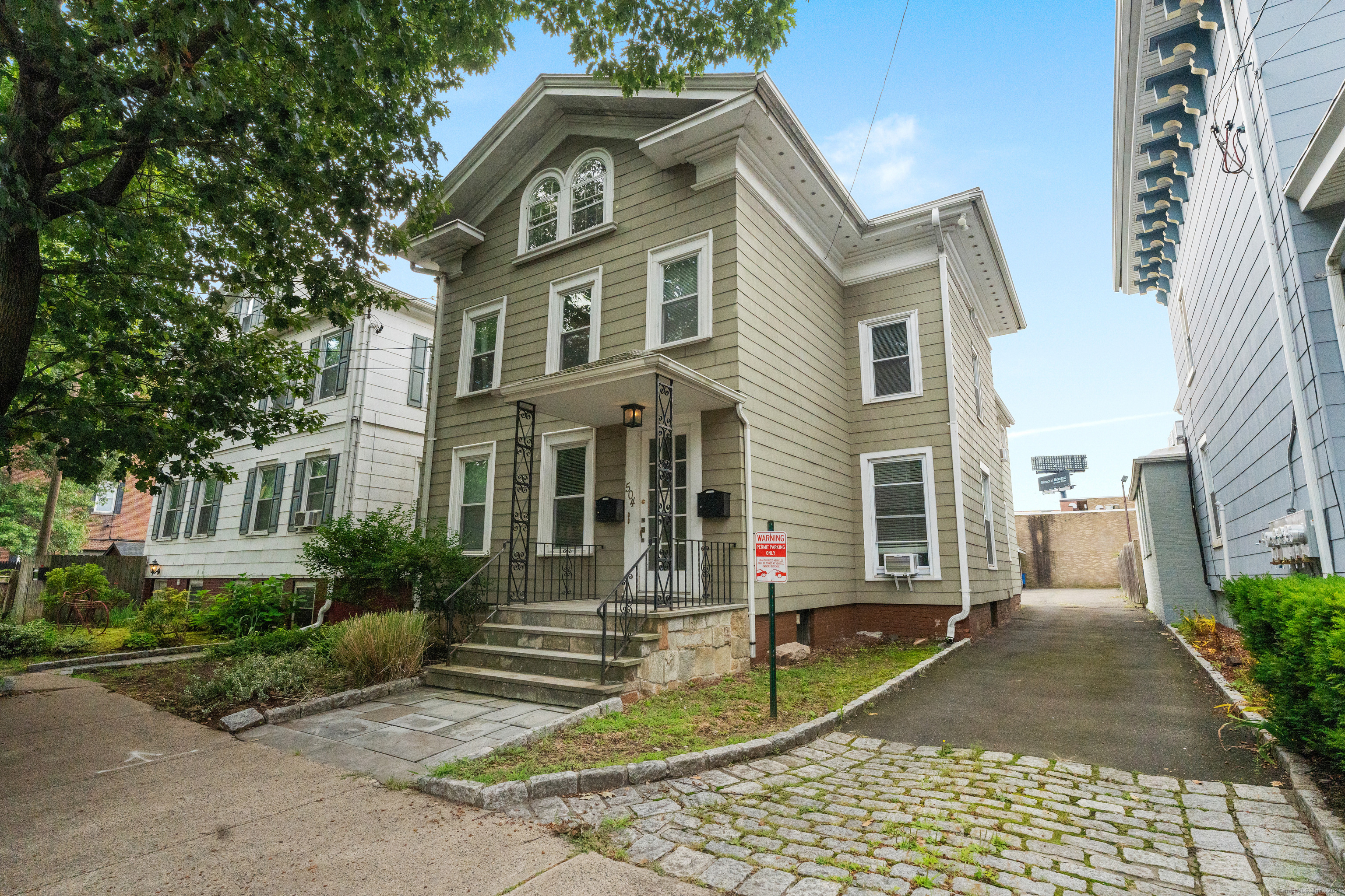 Property Photo: 504 Chapel Street CT 06511