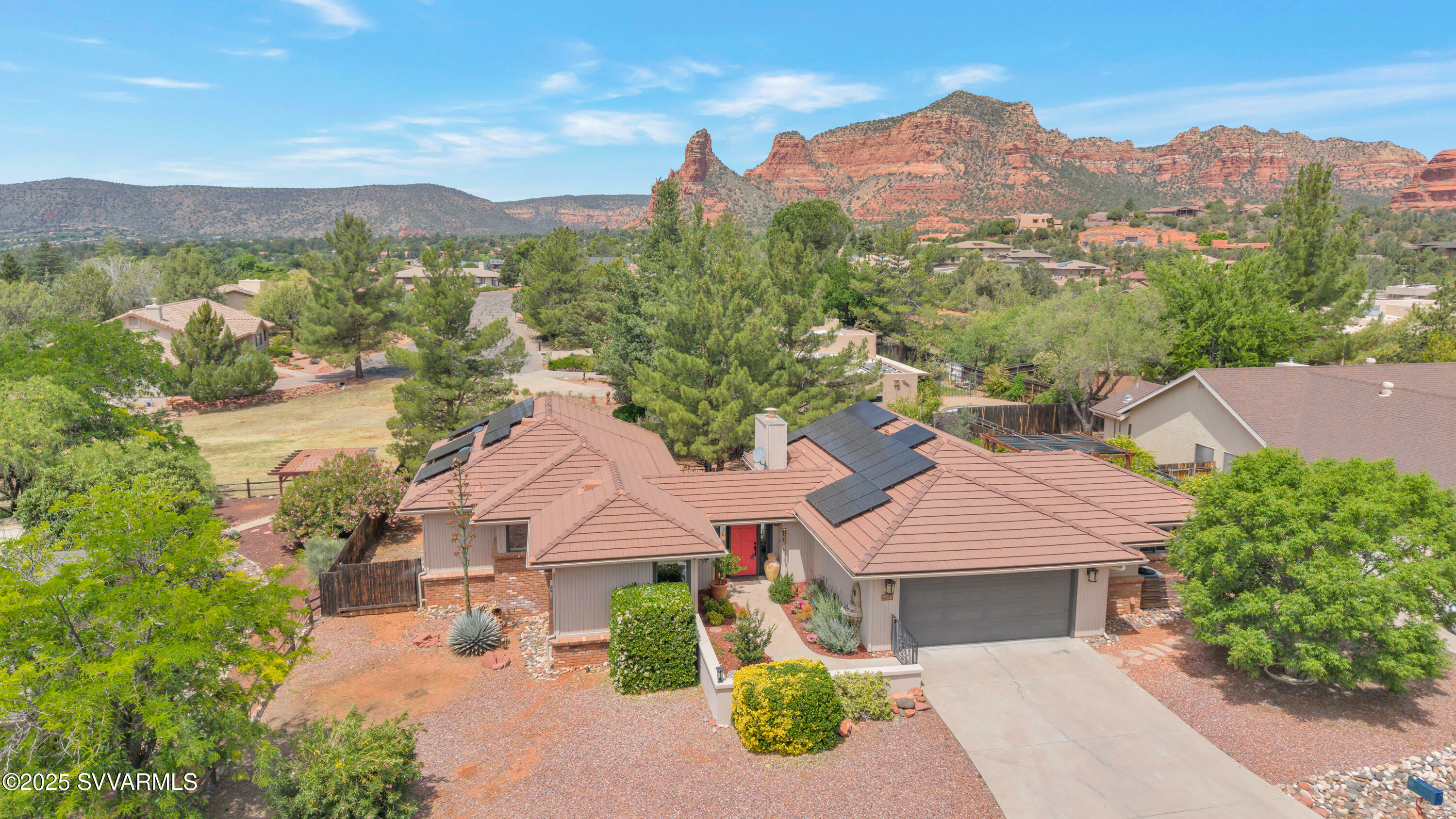 Property Photo: 35 Broken Lance Way AZ 86351