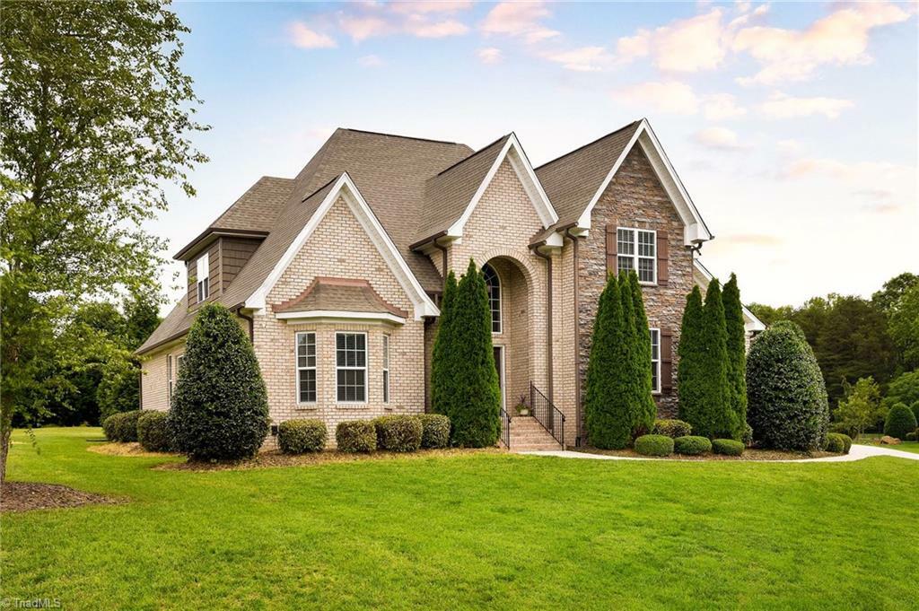 Property Photo: 8004 Perlette Court NC 27284