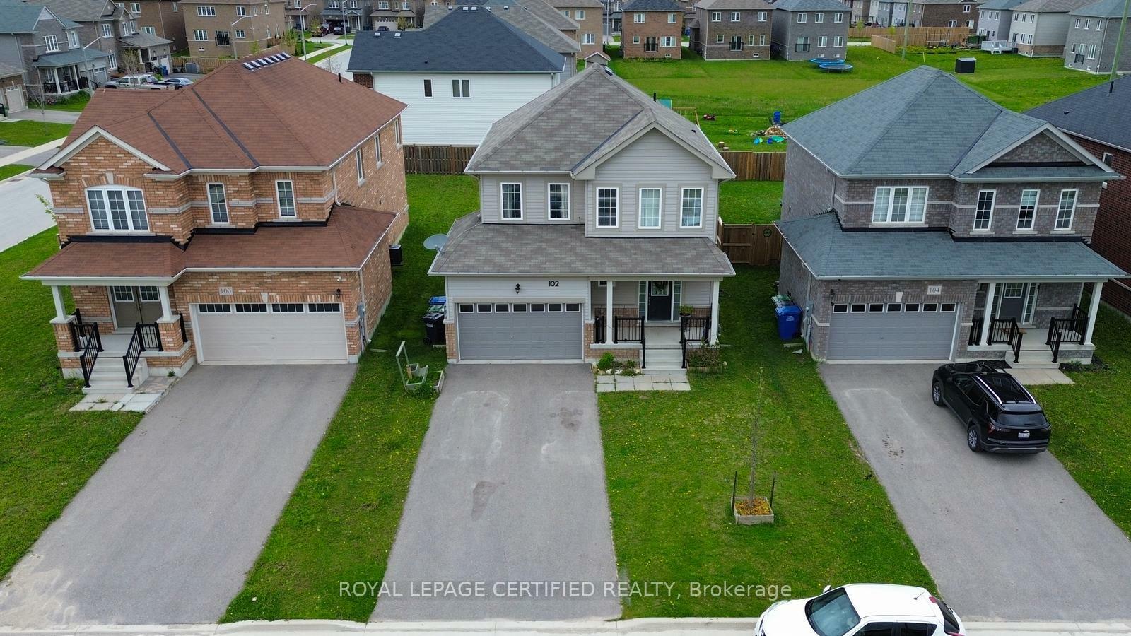 Property Photo: 102 Elm Street ON N0C 1B0