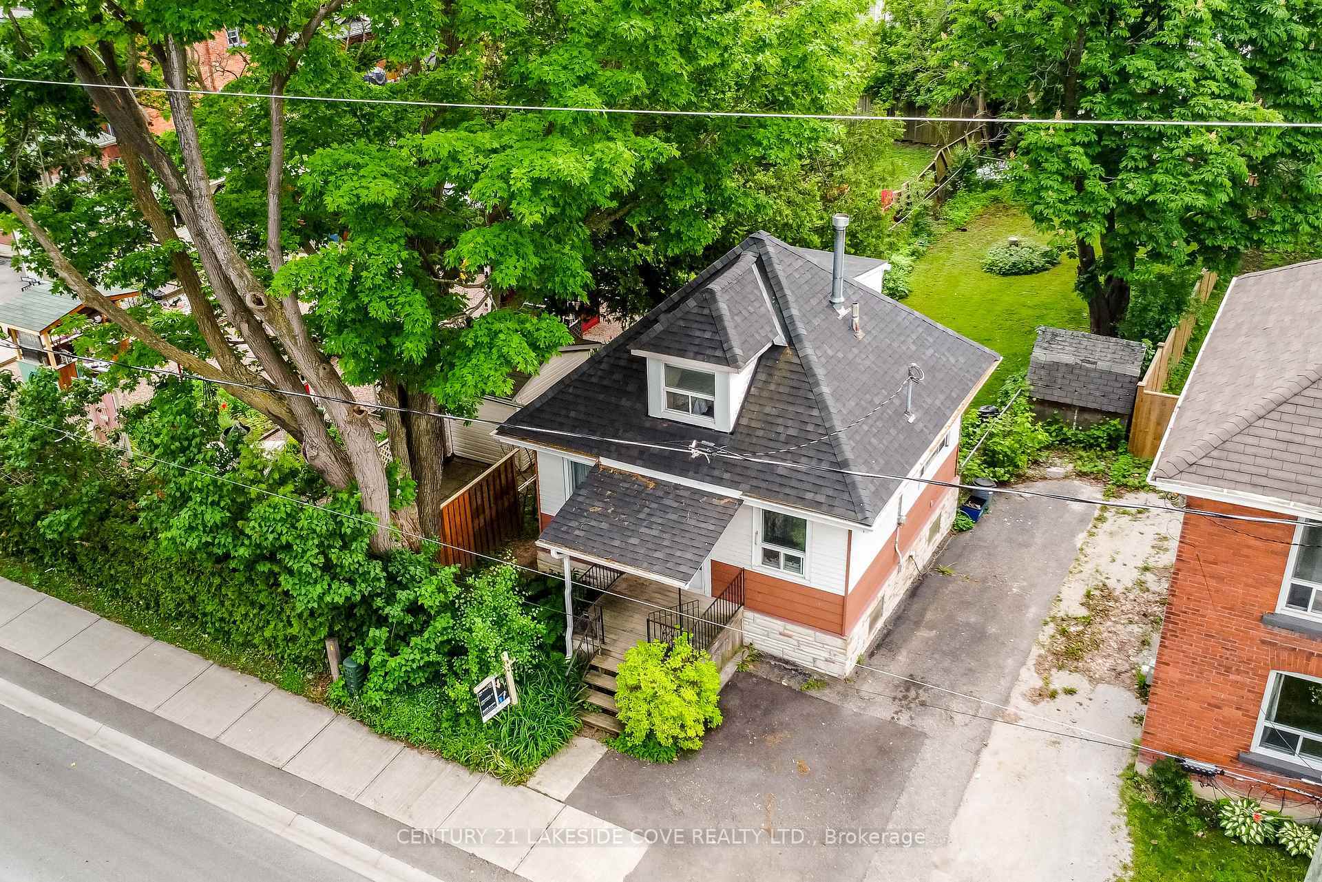 147 Dufferin Street  Orillia ON L3V 5T1 photo