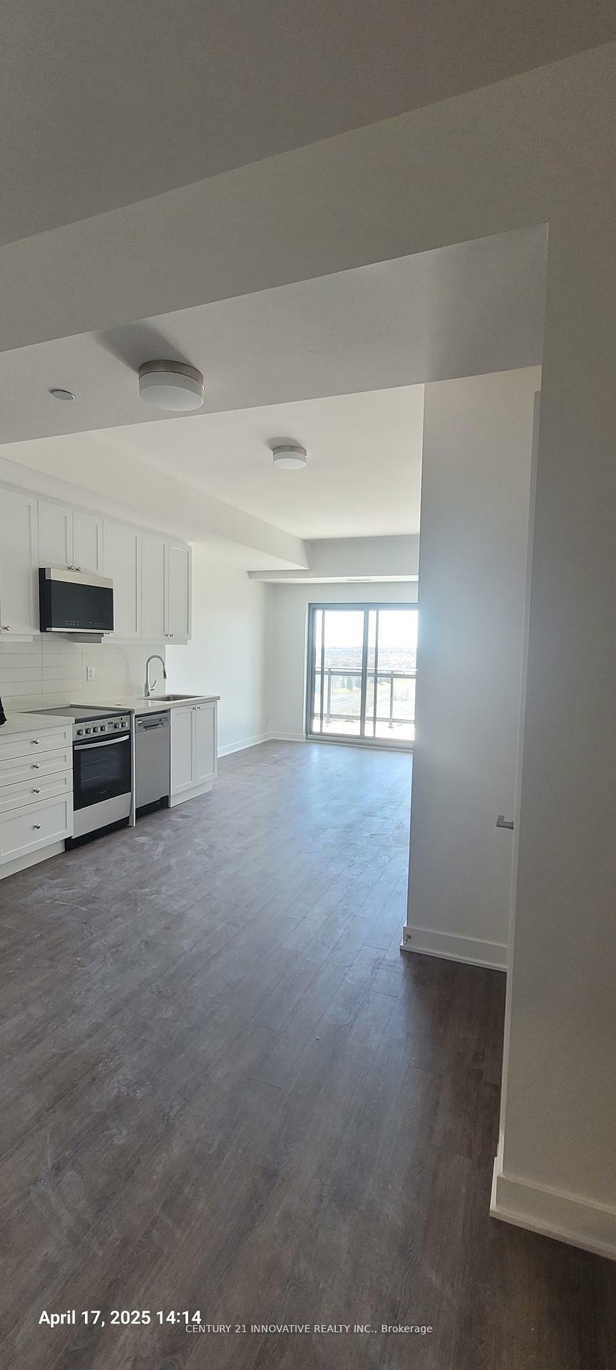 Photo de la propriété: 55 Clarington Boulevard 812 ON L1C 0A1