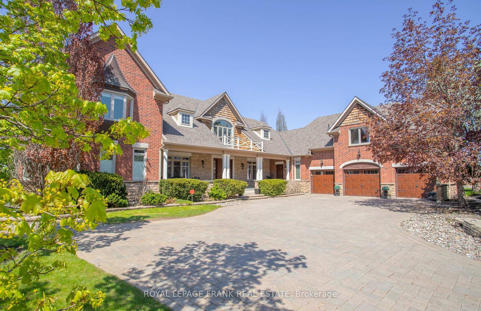 Property Photo: 3140 Cochrane Street ON L1R 2P2