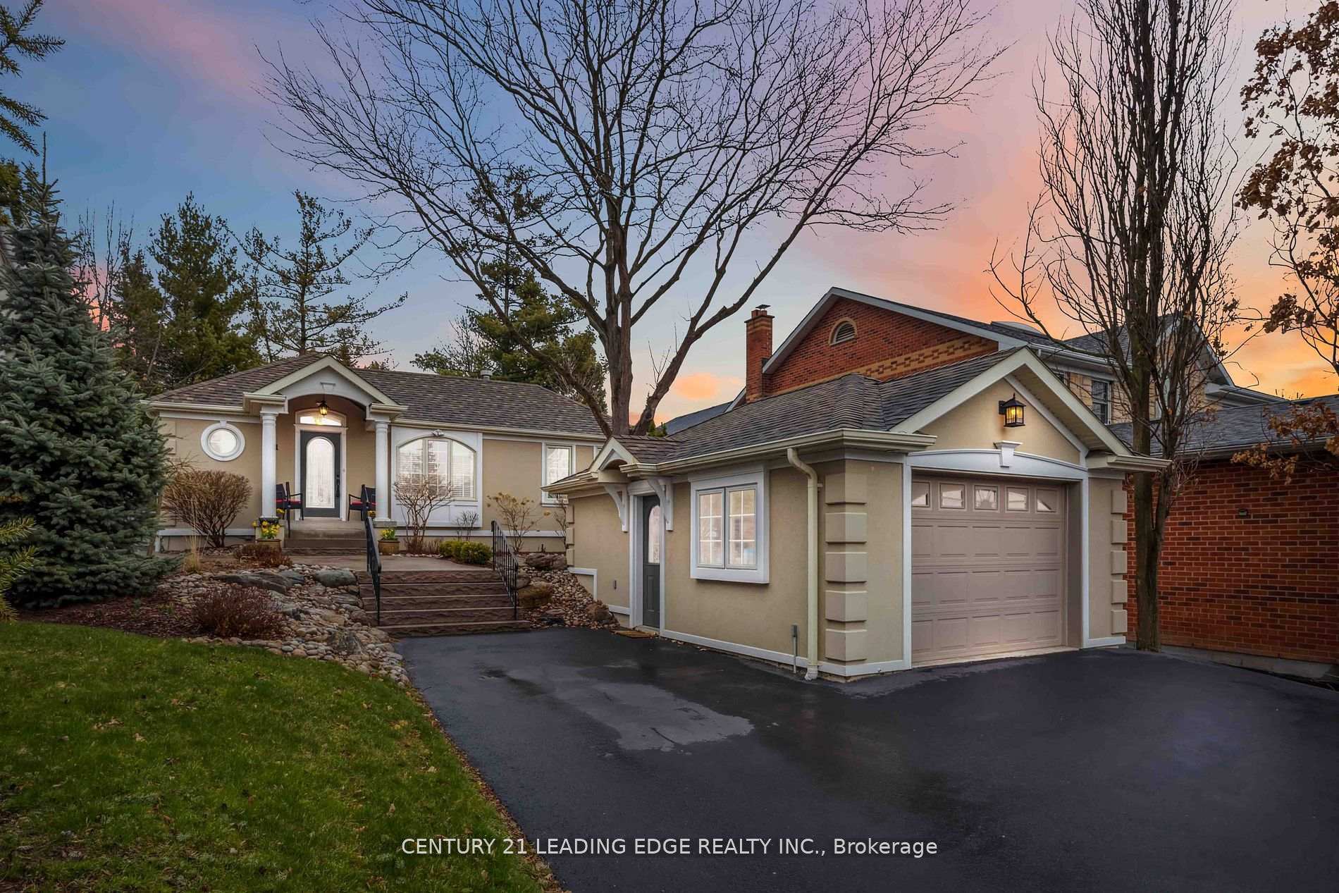 Property Photo: 1801 Appleview Road ON L1V 1T7