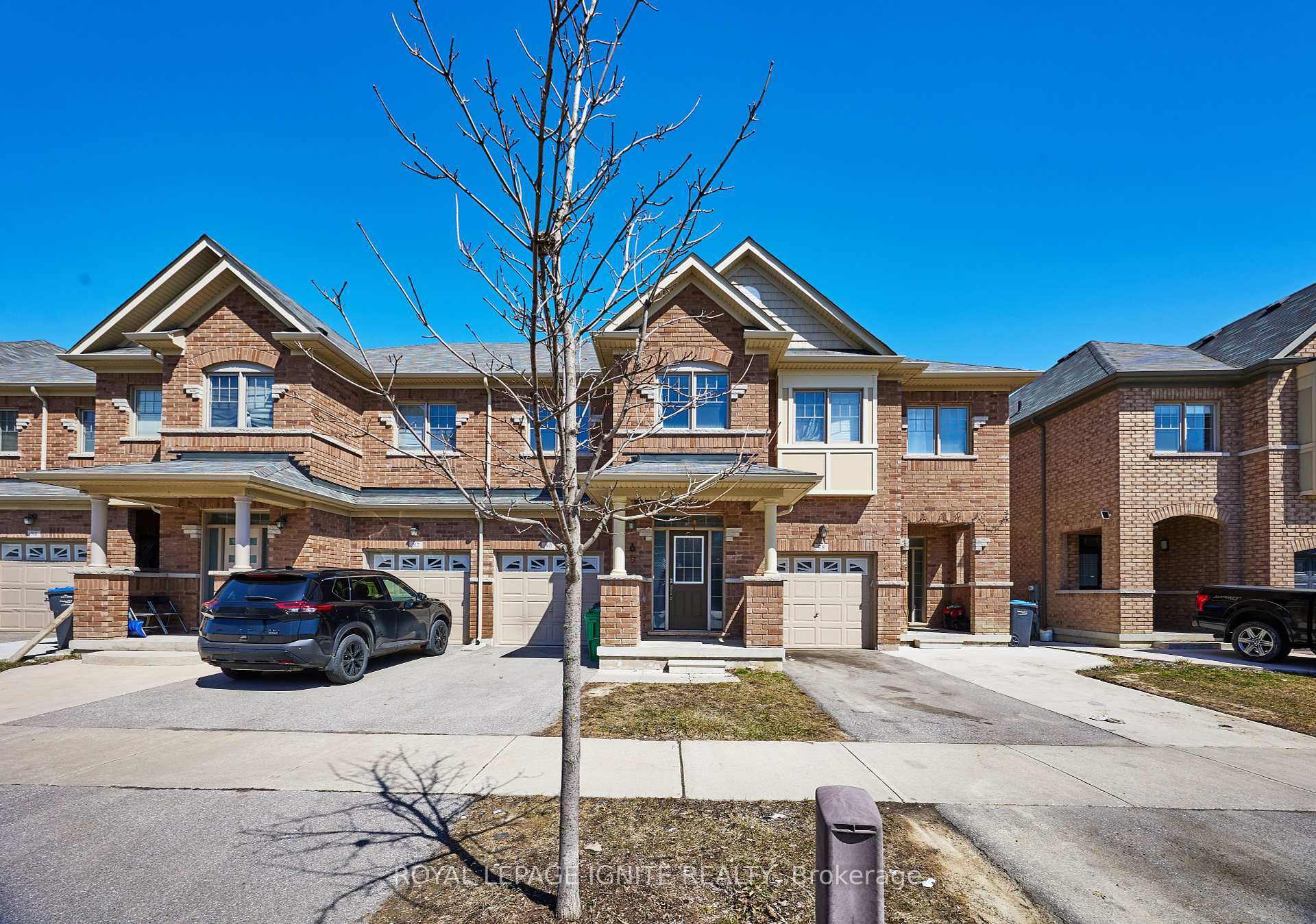 Photo de la propriété: 80 Davenfield Circle ON L6P 4M2