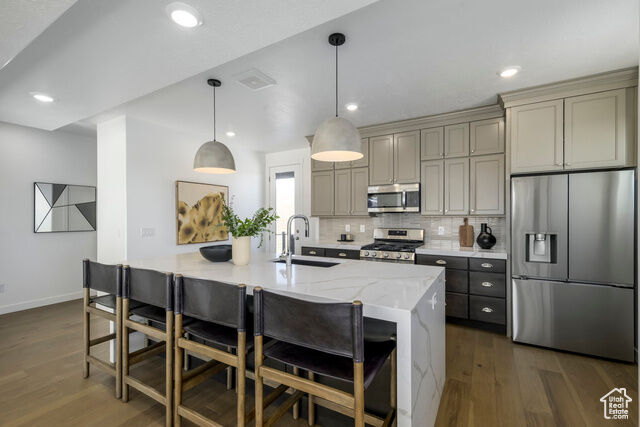Property Photo: 2033 W Pinnacle Ln F-6 UT 84032