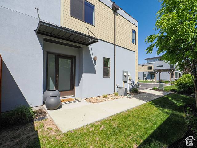 Property Photo: 4535 S Bleecker Pl UT 84117