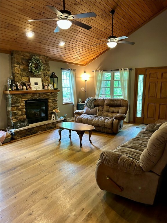Property Photo:  4426 Ellwood Rd  PA 16101 