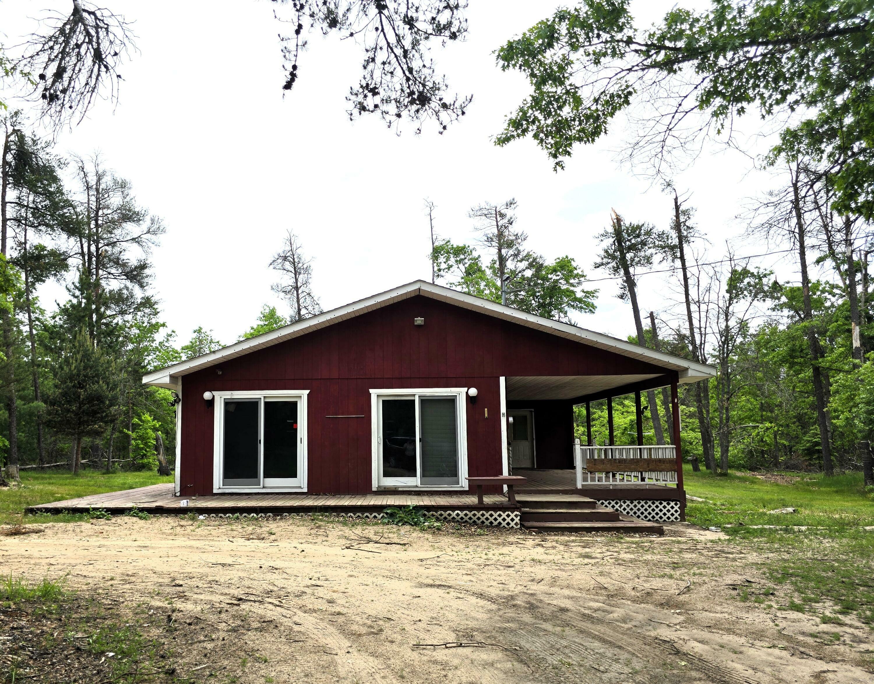Property Photo: 3547 Kay Road MI 49756