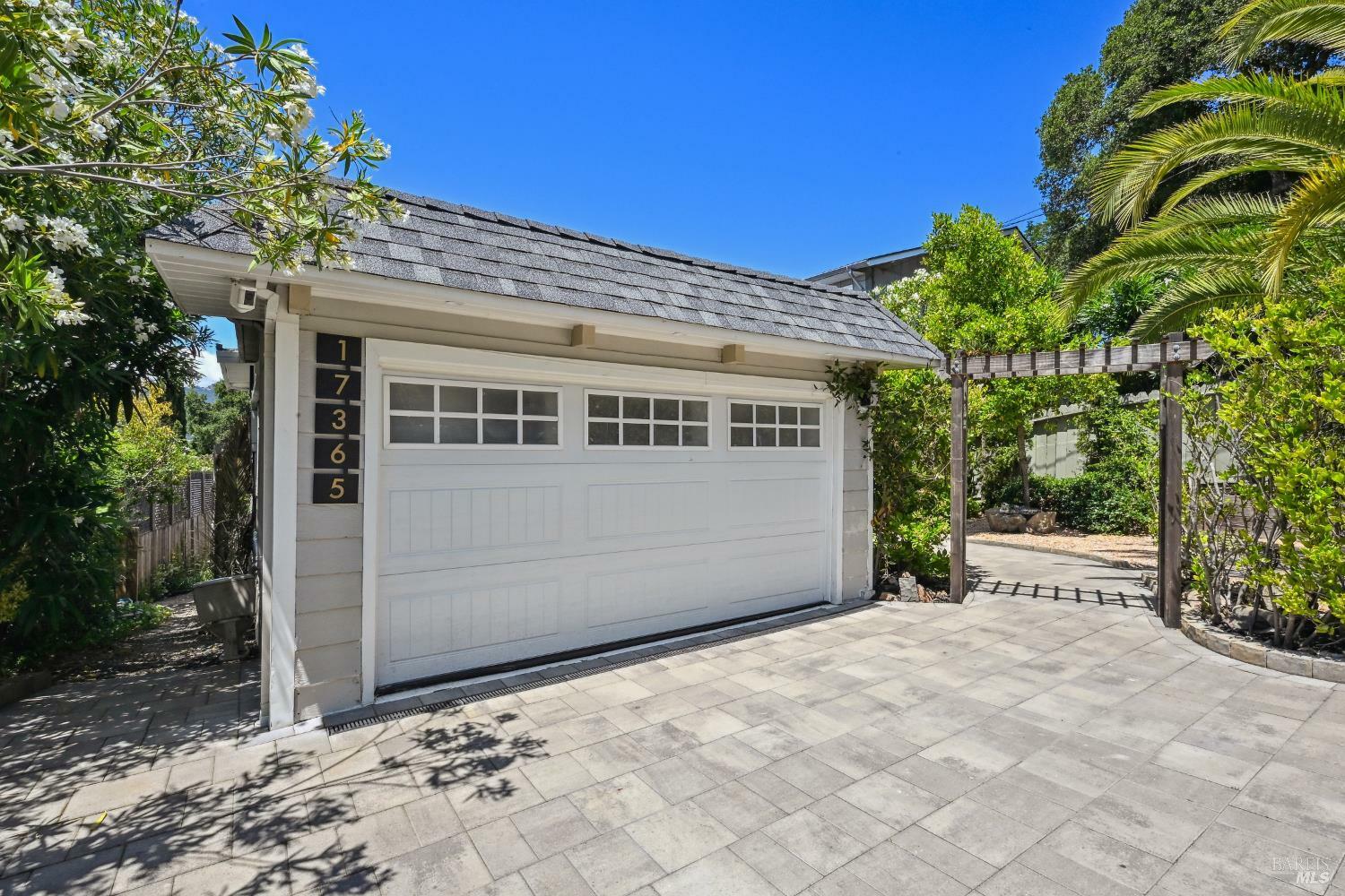 Property Photo: 17365 Buena Vista Avenue CA 95476