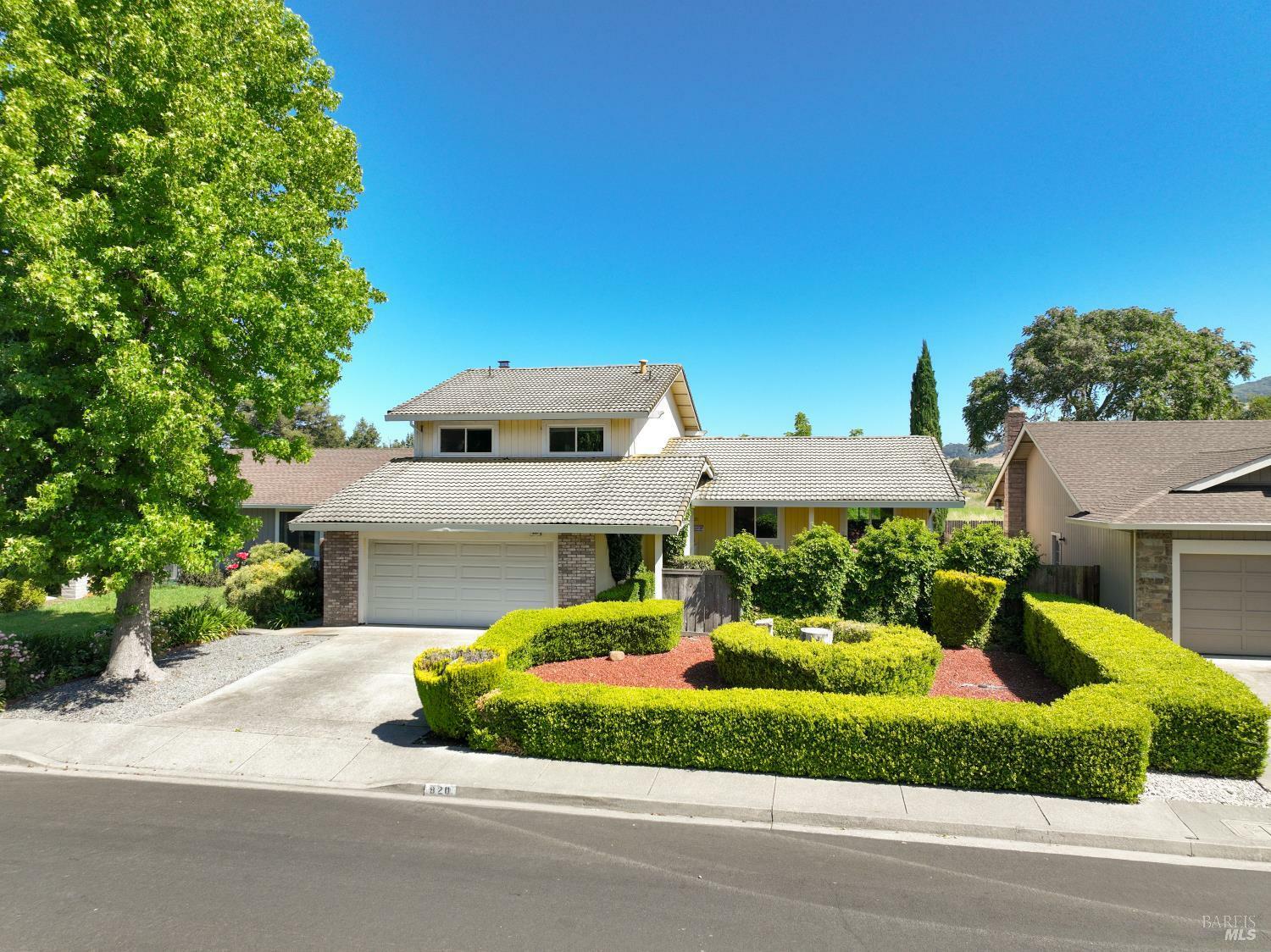 820 Holly Avenue  Rohnert Park CA 94928 photo