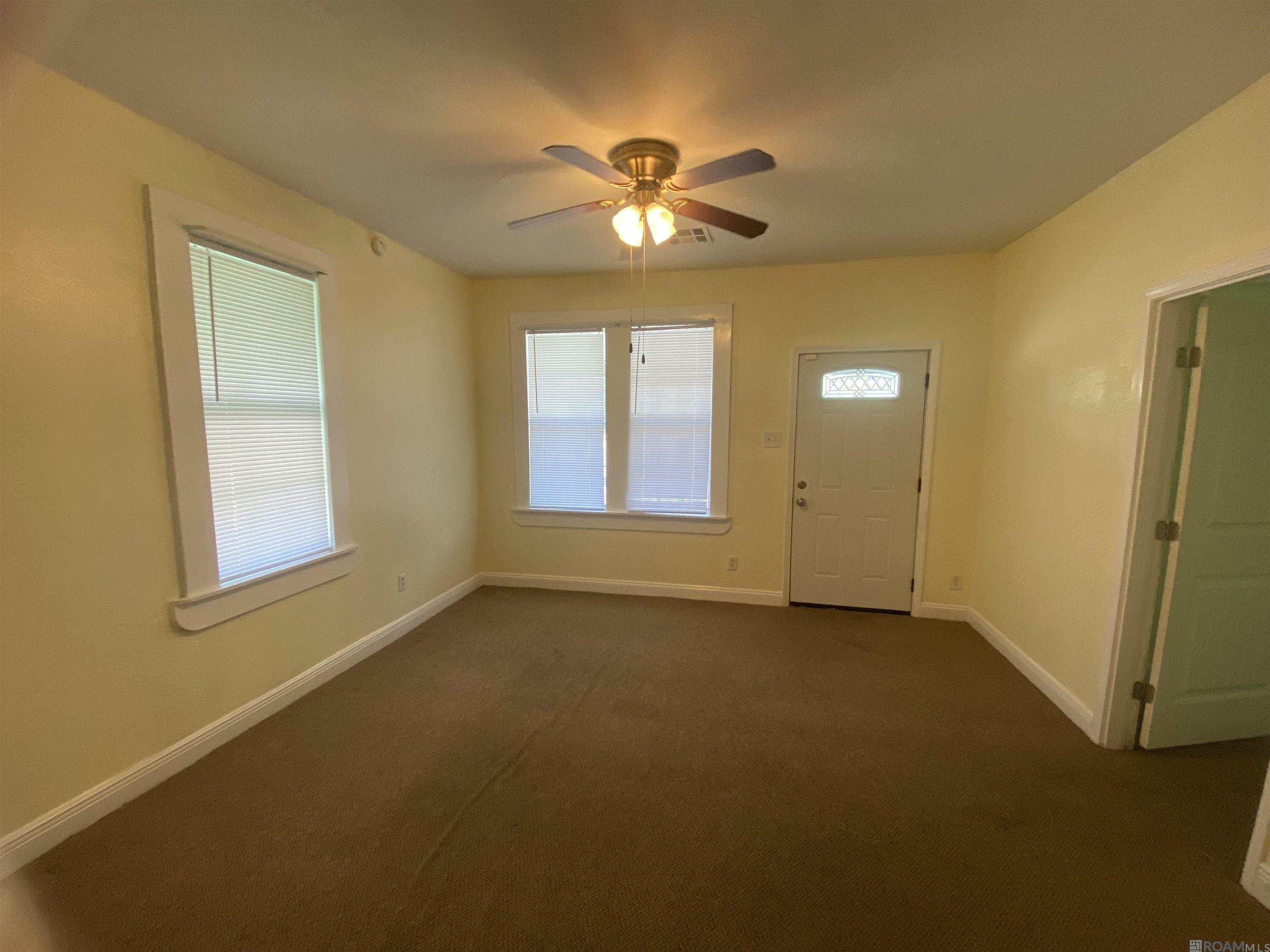 Property Photo: 2002 Thomas H Delpit Dr LA 70802