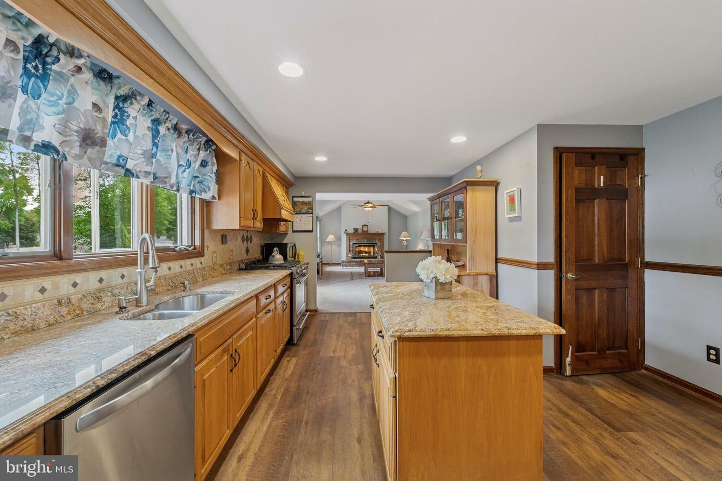 Property Photo:  14 Yorkshire Road  NJ 08610 