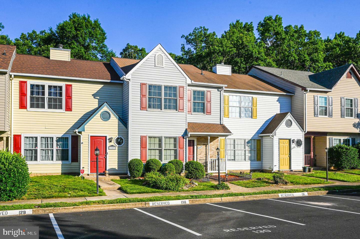 Property Photo: 11175 Elwyn Court VA 22407