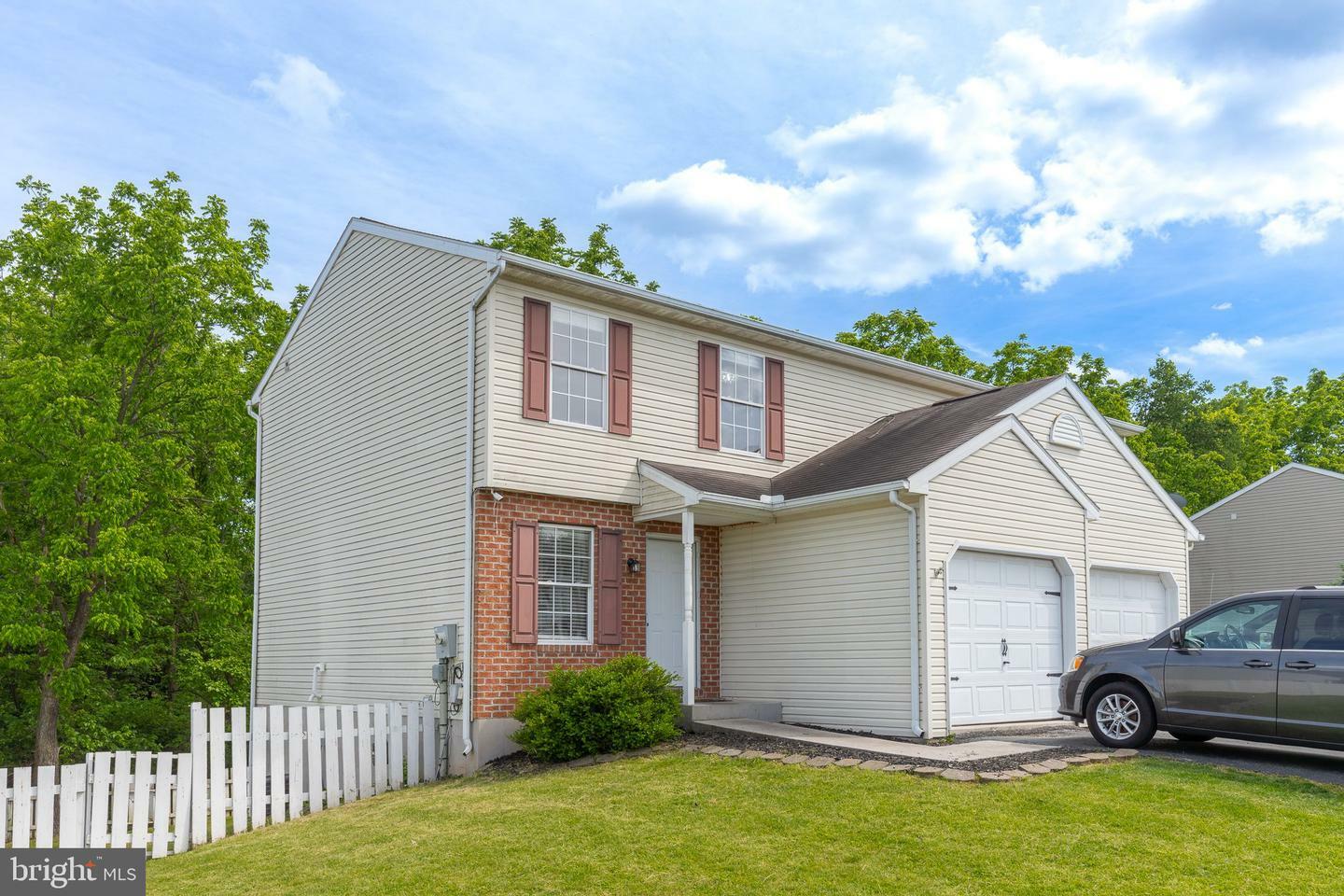 2051 Wyatt Circle  Dover PA 17315 photo