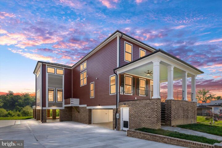 Property Photo:  1111 Sophia Street  VA 22401 