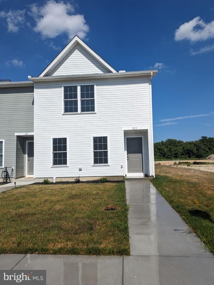 Property Photo:  231 Rojan Road 109  DE 19901 