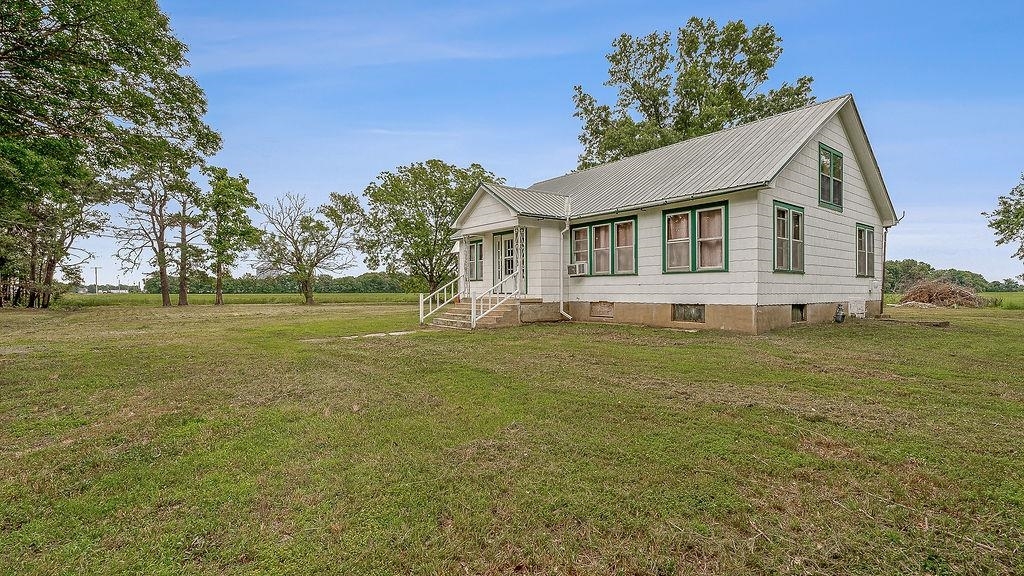 Property Photo: 4714 Highway 14 AR 72475