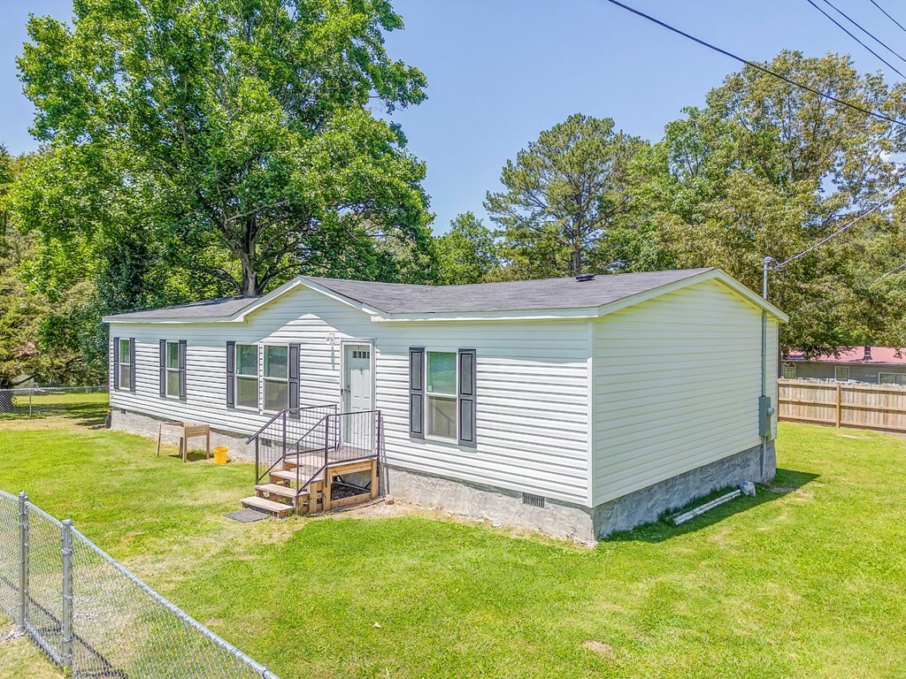 Property Photo: 1005 Cohutta Beaverdale Road GA 30710