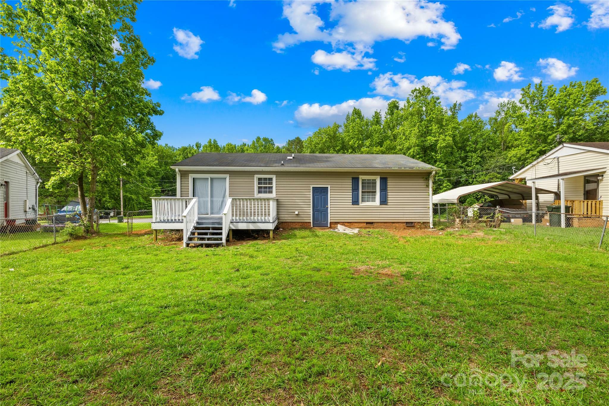 Property Photo: 1812 Alpine Drive NC 28086