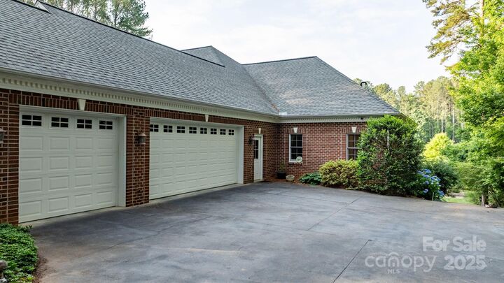 Property Photo:  5487 Back Shore Drive  NC 28630 