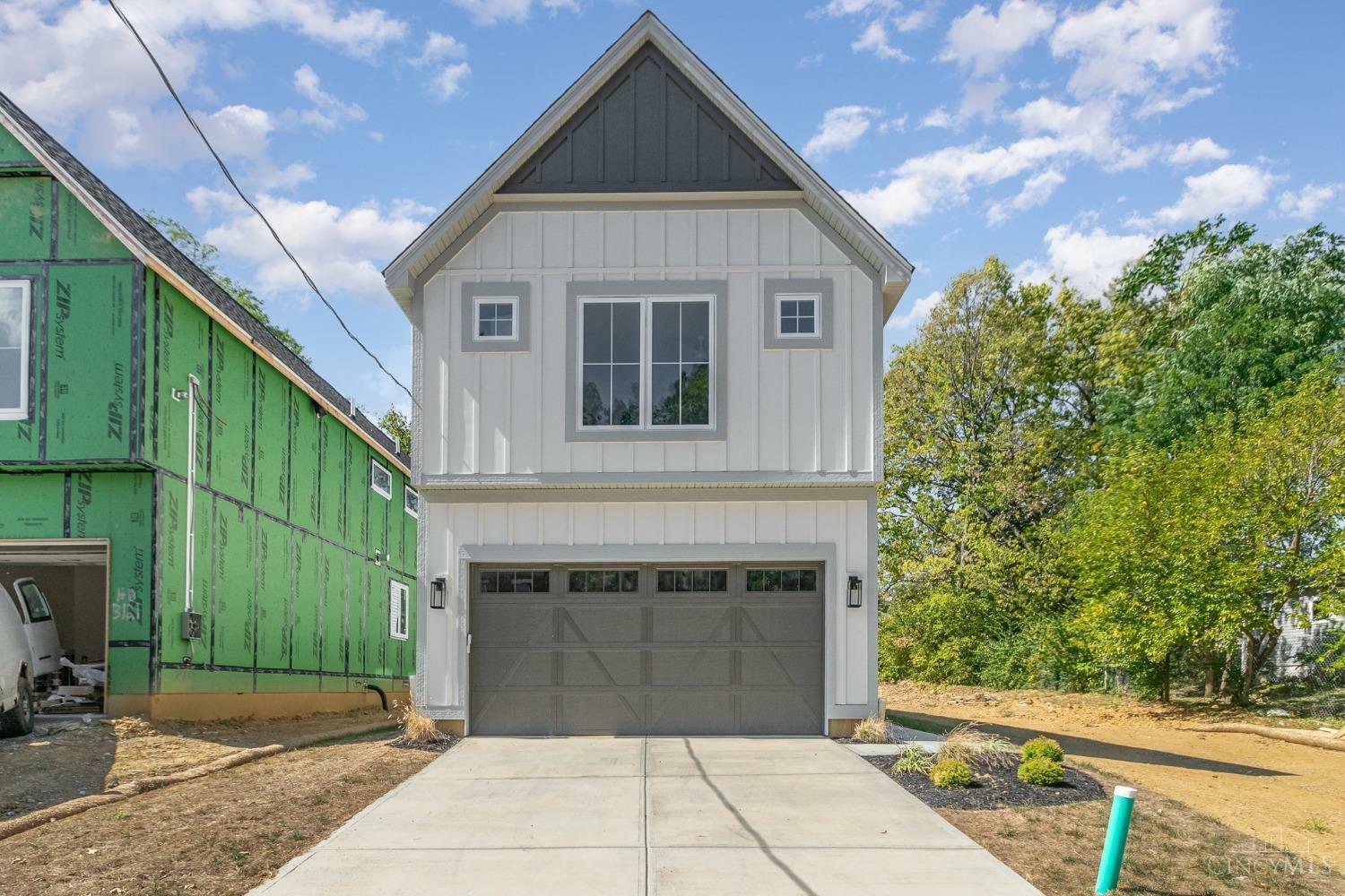 Property Photo: 3121 Hackberry Street OH 45207