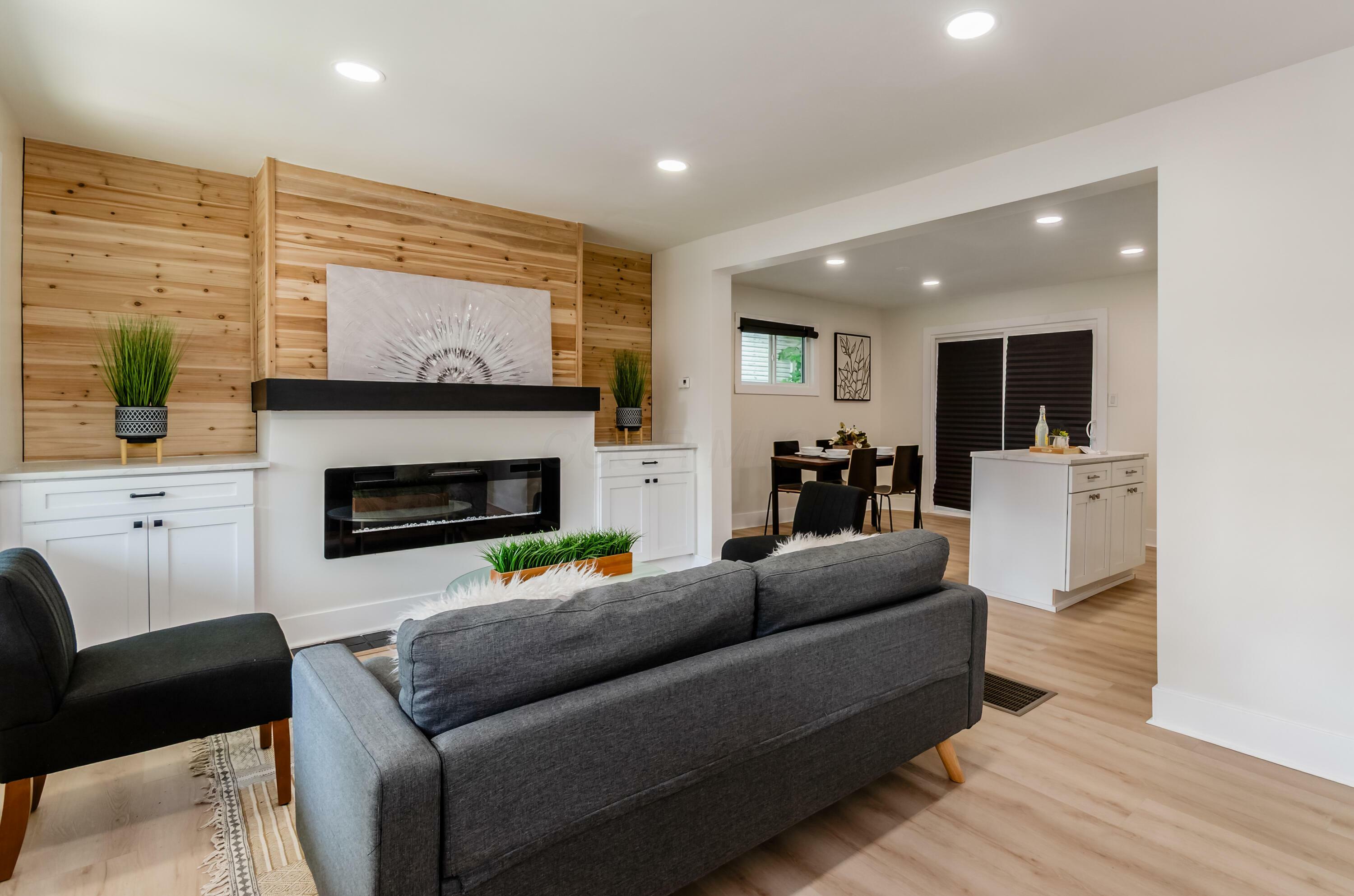 Property Photo: 143 S Princeton Avenue OH 43222