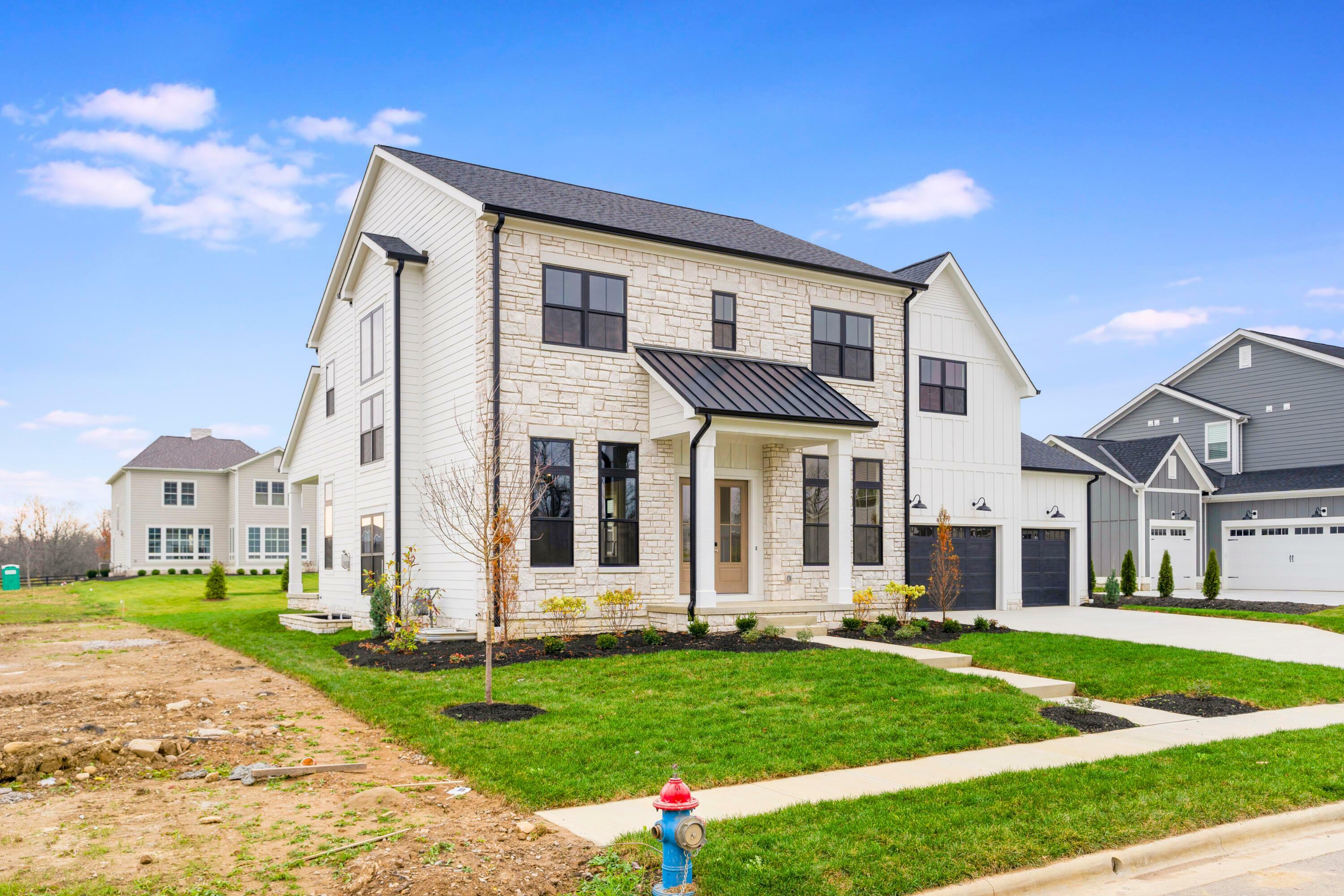 Property Photo: 8057 Canopy Glen Drive OH 43064