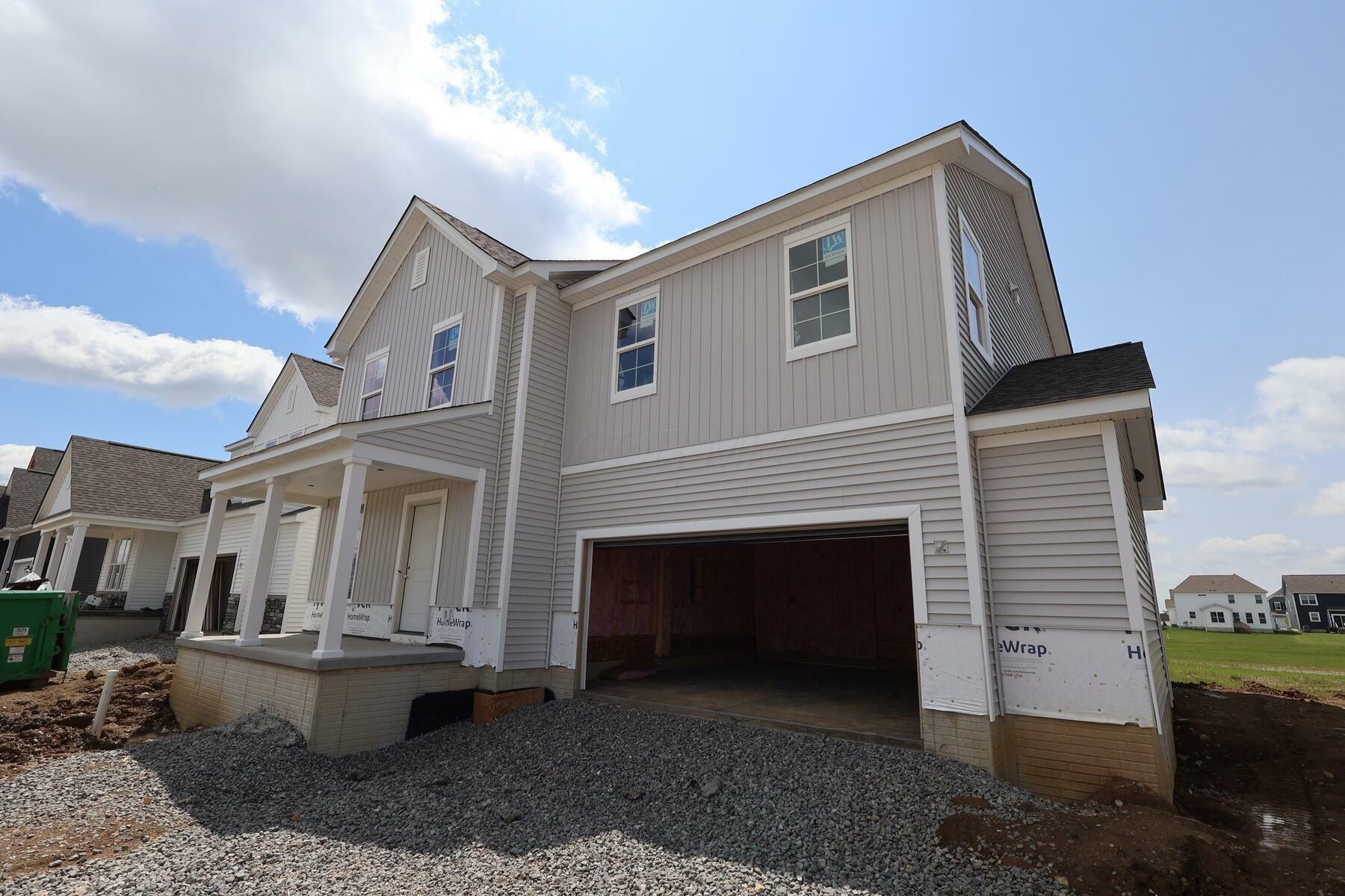 Property Photo: 6865 Losino Lane OH 43026