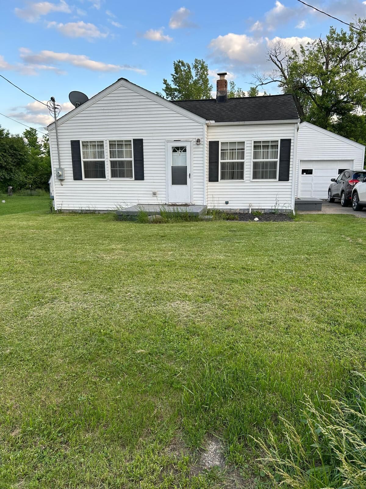 Property Photo:  1675 Richmond Road  OH 43223 