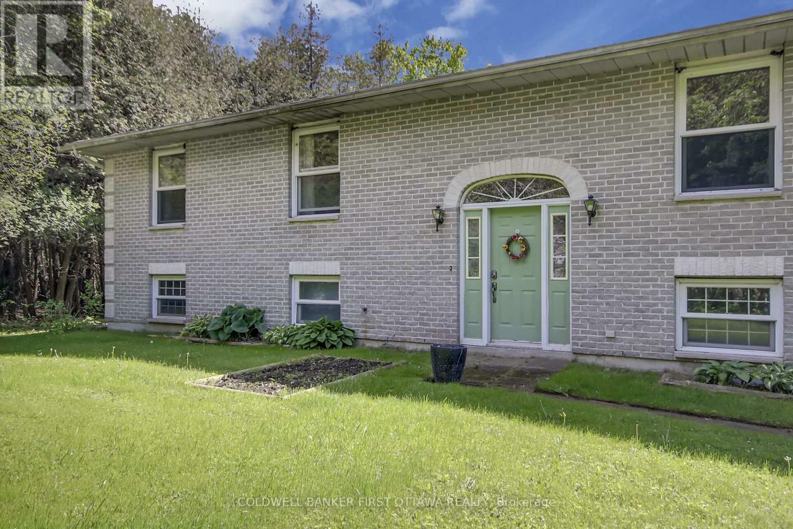 Property Photo: 272 Muldoon Road ON K0G 1J0