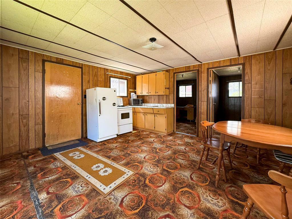 Property Photo: 16 3rd Street North MB R0J 1N0