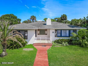 Property Photo: 410 Riverview Boulevard FL 32118