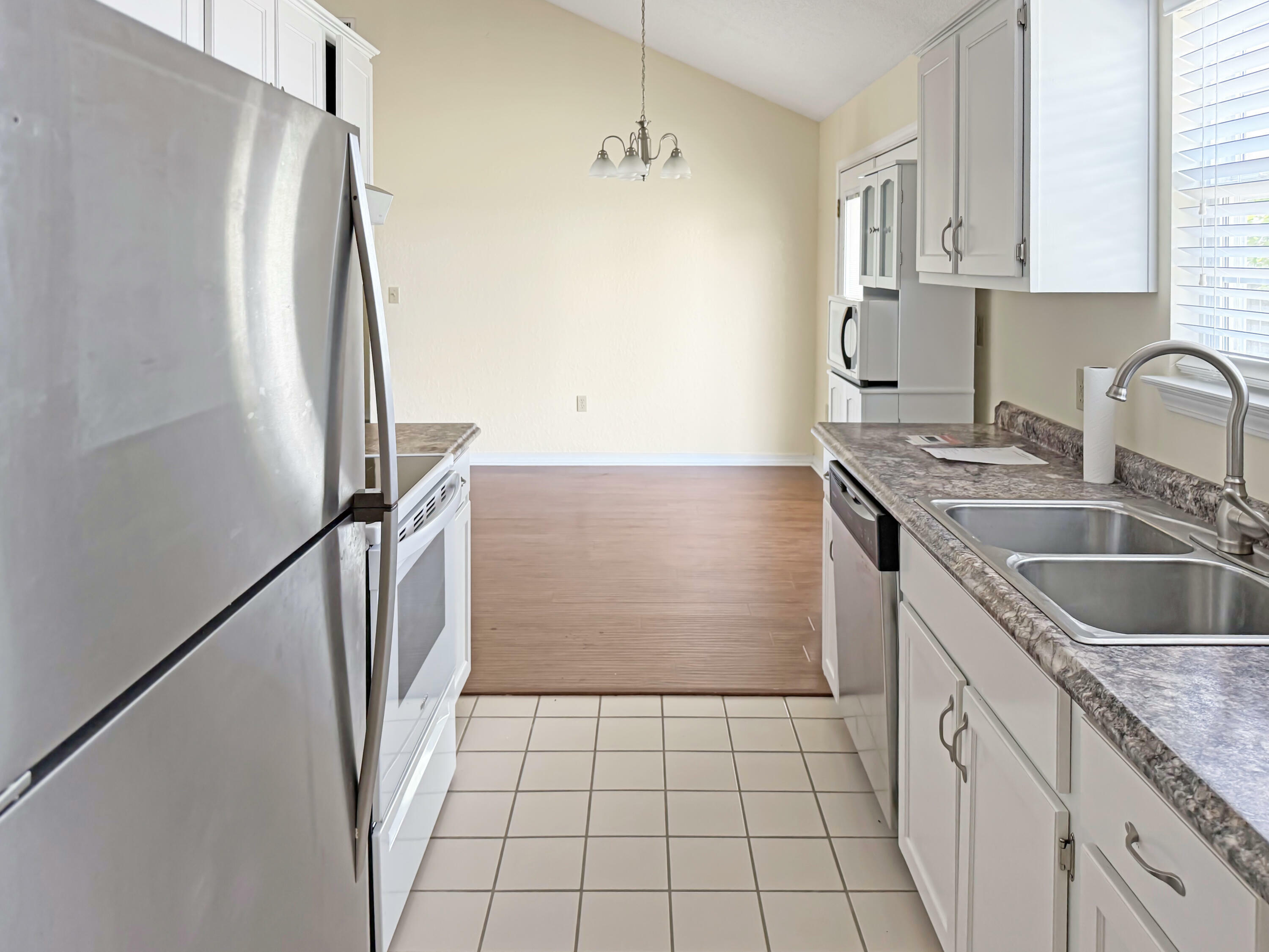 Property Photo: 119 Oak Terrace Drive FL 32539