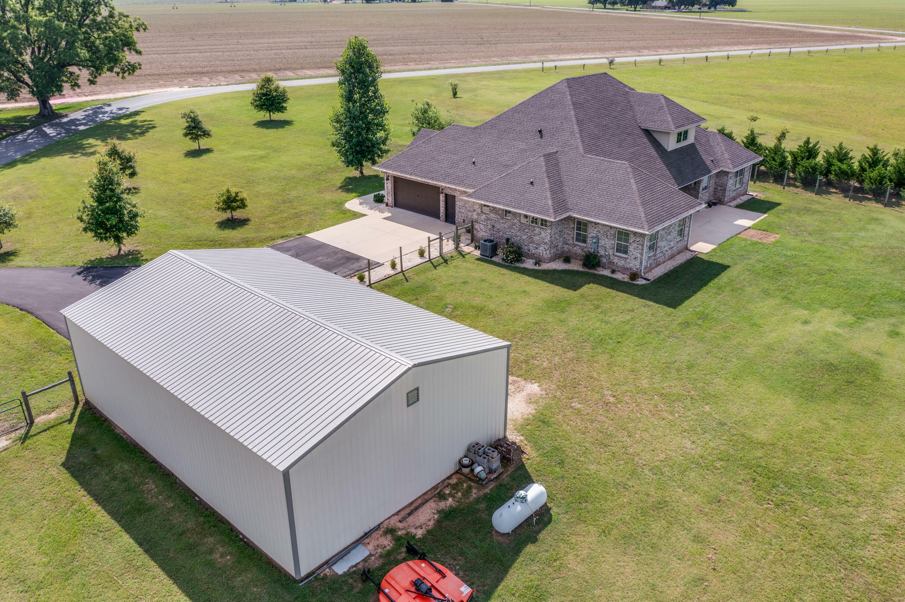 Property Photo: 1725 Vinson Ray Road FL 32531