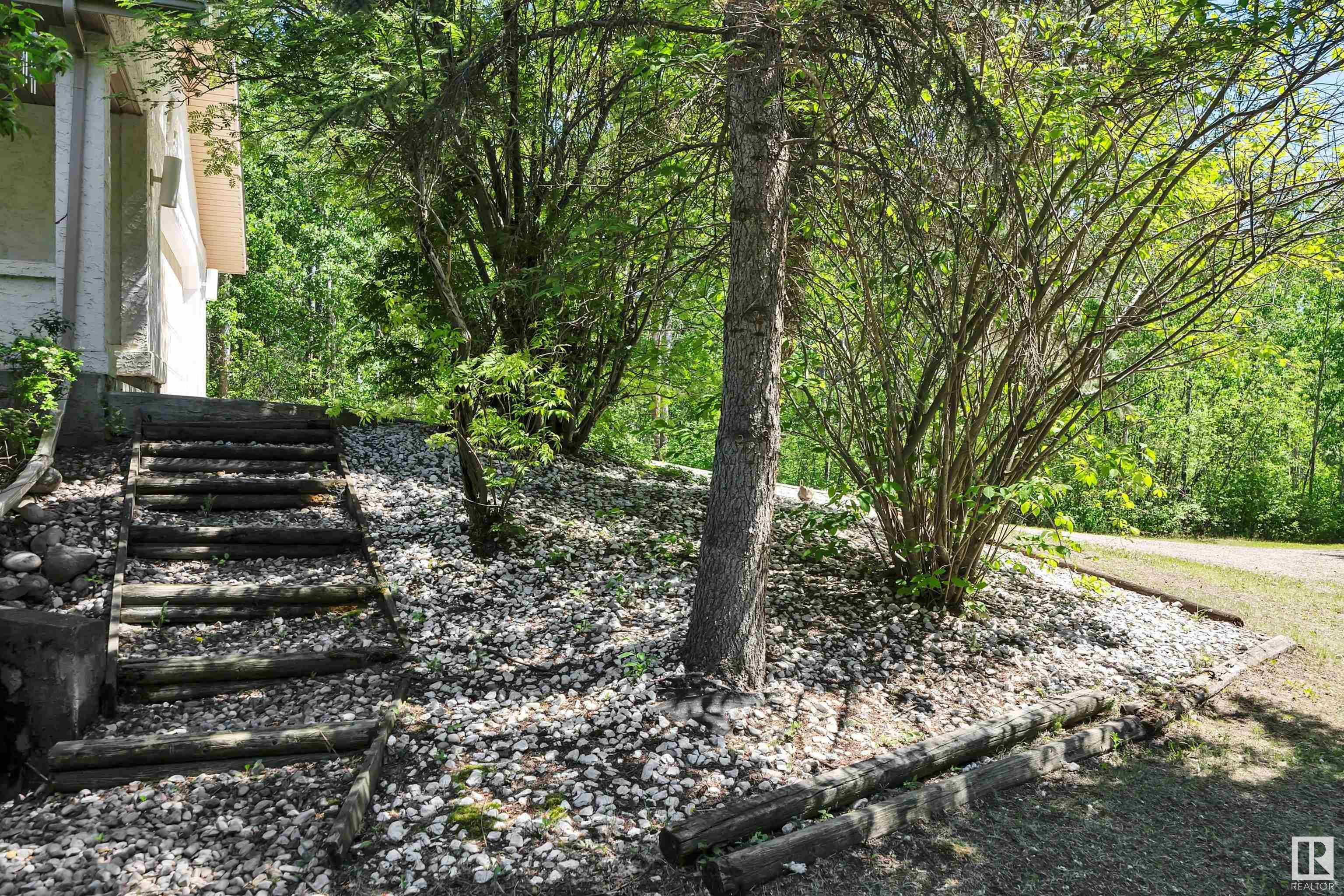 Property Photo: 50470 Rge Road 234 40 AB T4X 0L7